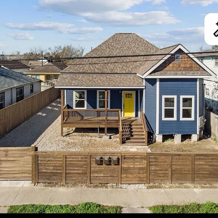 2115 Fulton St in Houston, TX - Building Photo