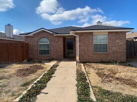 1036 Iola Ave in Lubbock, TX - Building Photo