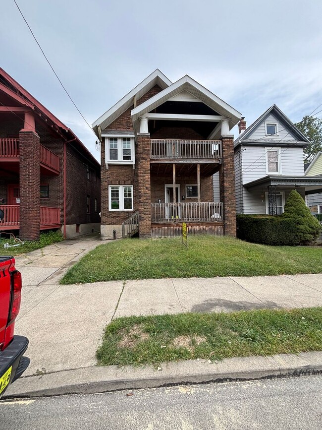 property at 1108 E Lake Rd
