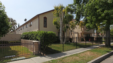 3712-3718 Cogswell Rd in El Monte, CA - Building Photo - Building Photo