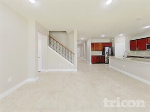 3604 Vega Creek Dr in St. Cloud, FL - Foto de edificio - Building Photo