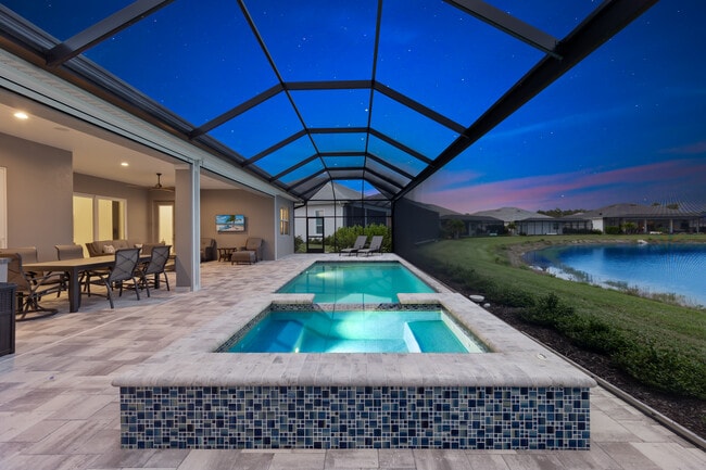 14265 Laguna Spgs Ln in Naples, FL - Foto de edificio - Building Photo