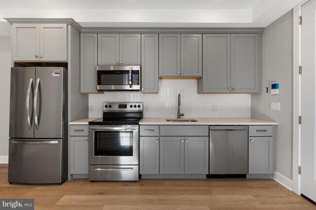 property at 6712 Ridge Ave