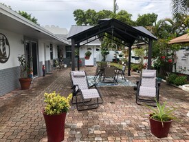 506 SW 18th Ct in Fort Lauderdale, FL - Building Photo