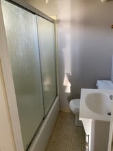 215 Wyoming St in Rawlins, WY - Foto de edificio - Building Photo