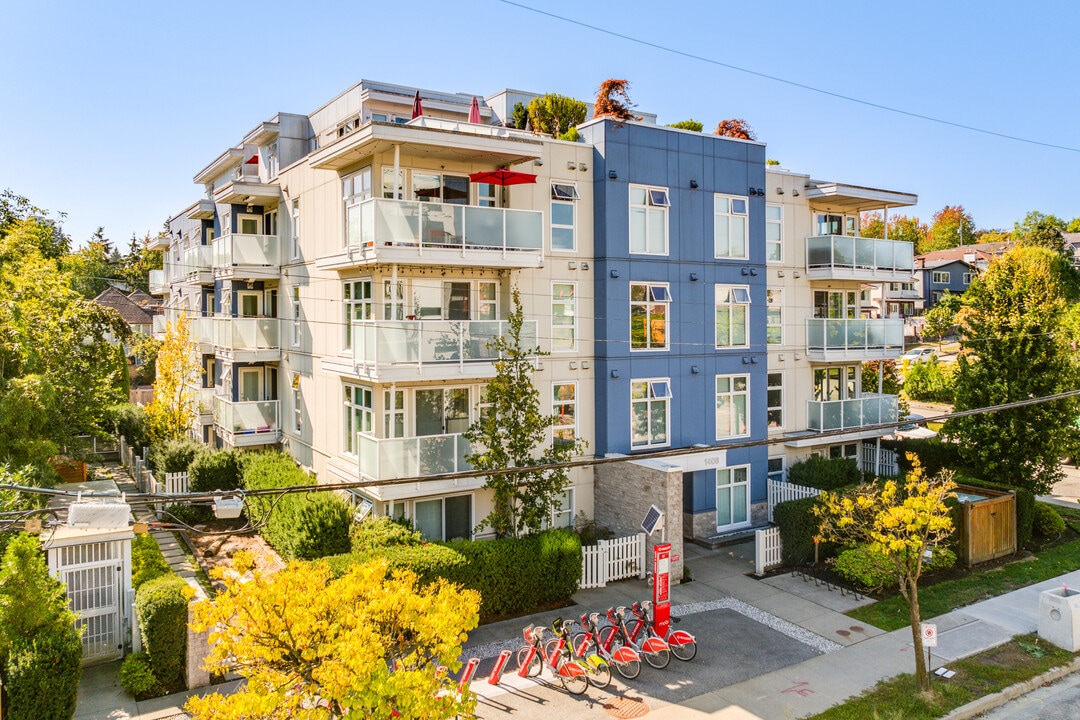 Clark Park by Conwest in Vancouver, BC - Building Photo