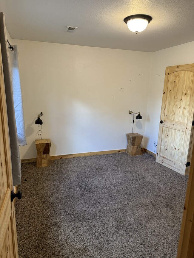 property at 340 Quartz Cir