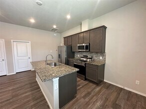 15063 Arrowhead Loop E in Willis, TX - Building Photo - Building Photo