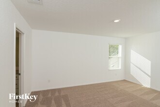 10242 Devon Wheel St in San Antonio, TX - Building Photo - Building Photo