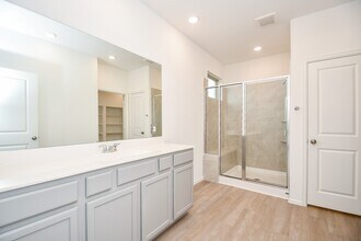 5240 Pine Pass Dr in Rosenberg, TX - Building Photo - Building Photo