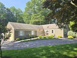 45 Woodchuck Hollow Ln in Wading River, NY - Building Photo - Building Photo