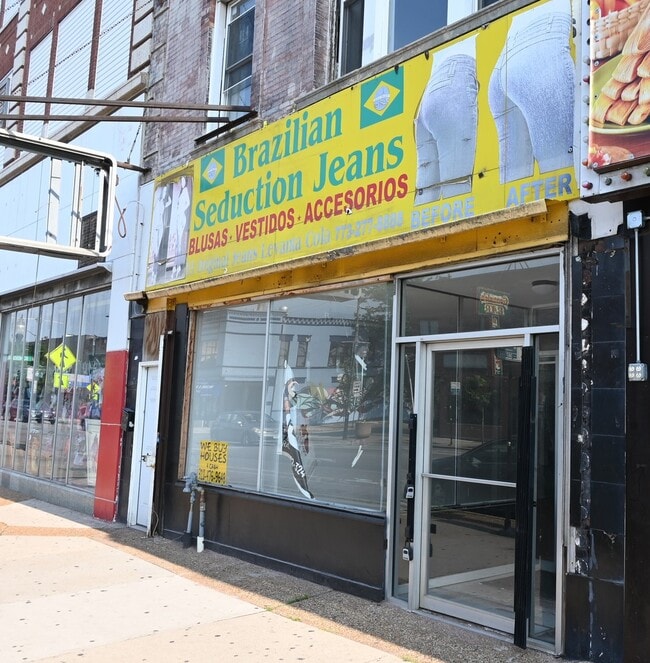 property at 4016 W 26th St