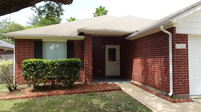 property at 17314 Glenmorris Dr