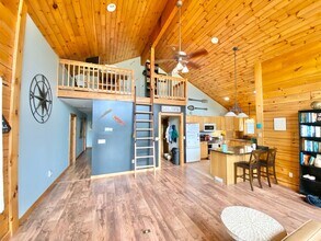 7 Cobble Dr in Hinesburg, VT - Building Photo - Building Photo