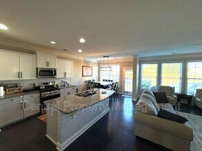 316 Meadowpark Ln in Duncan, SC - Building Photo - Building Photo