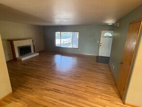 2042 Lincoln St in Eugene, OR - Building Photo - Building Photo