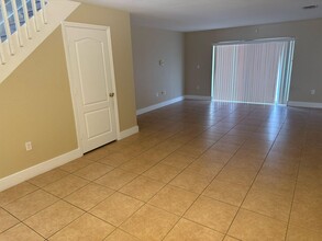 12815 SW 30th St in Miramar, FL - Building Photo - Building Photo