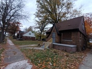 15857 Evanston St in Detroit, MI - Foto de edificio - Building Photo