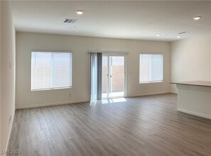 9920 S Ullom Dr in Enterprise, NV - Building Photo - Building Photo