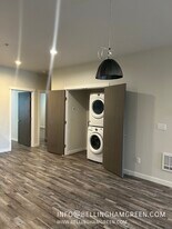 2008 Cherry St in Ferndale, WA - Building Photo