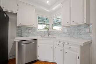 7681 Dartmoor Ave in Goleta, CA - Building Photo - Building Photo