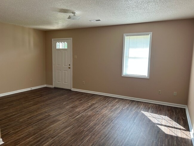 1158 S Washington Ave in Brownsville, TN - Building Photo - Building Photo