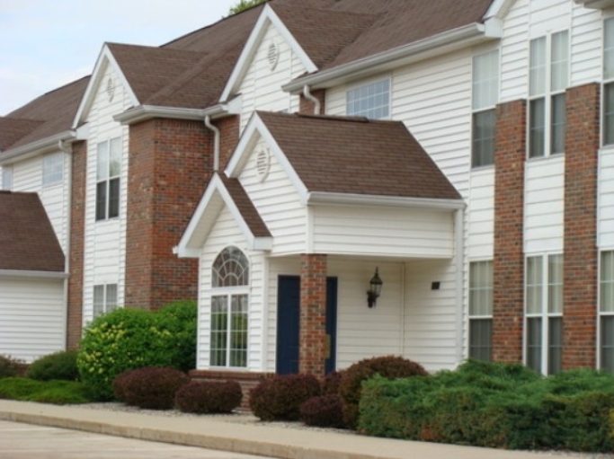 Portledge Commons in Lafayette, IN - Building Photo