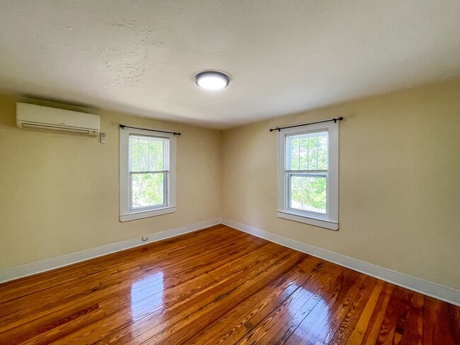 property at 10 Latta St
