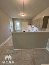 2018 E 30th St in Kansas City, MO - Foto de edificio - Building Photo