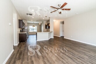 1295 Sarahs Landing Dr in Jacksonville, FL - Building Photo - Building Photo