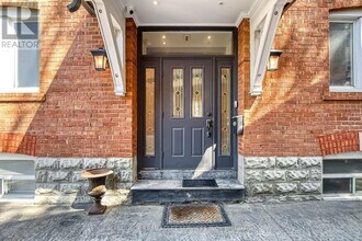 34 Rusholme Dr in Toronto, ON - Building Photo - Building Photo