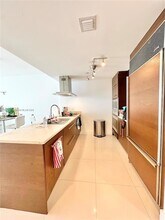 495 Brickell Ave, Unit 2809 in Miami, FL - Building Photo - Building Photo