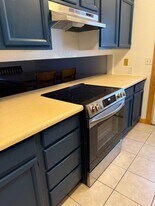 3721 Gardner St in Anchorage, AK - Building Photo