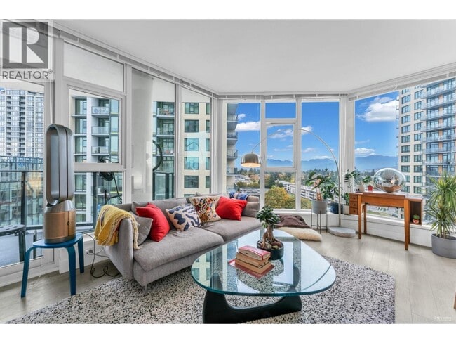 property at 7388 Kingsway