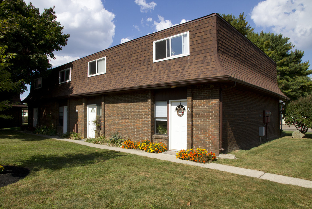 Lakeplace in Newark, OH - Building Photo