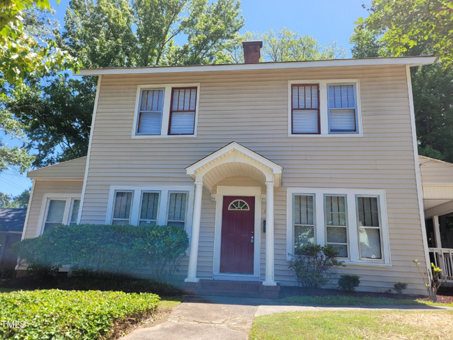 property at 1112 N Duke St