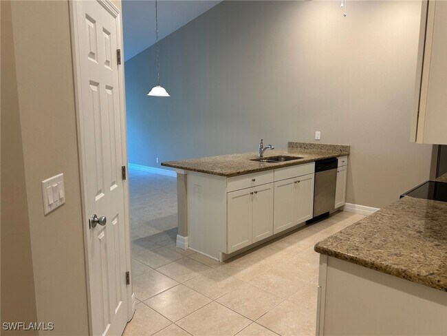 4404 SW 8th Pl in Cape Coral, FL - Building Photo - Building Photo