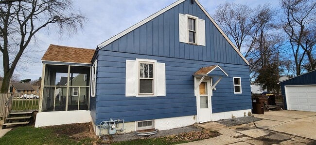 532 Anna Ave in Loves Park, IL - Building Photo - Building Photo
