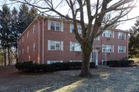 425-435 North St in Randolph, MA - Foto de edificio - Building Photo