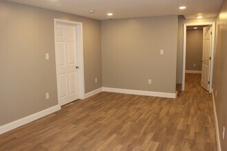 246 Hill N Dale Rd in Lexington, KY - Building Photo - Building Photo