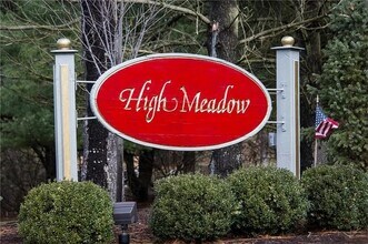 41 Ledgewood Dr, Unit 41 Ledgewood D. in Brookfield, CT - Building Photo - Building Photo