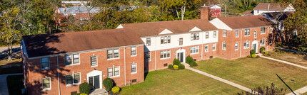 Park Towne Apartments in Vineland, NJ - Building Photo - Building Photo