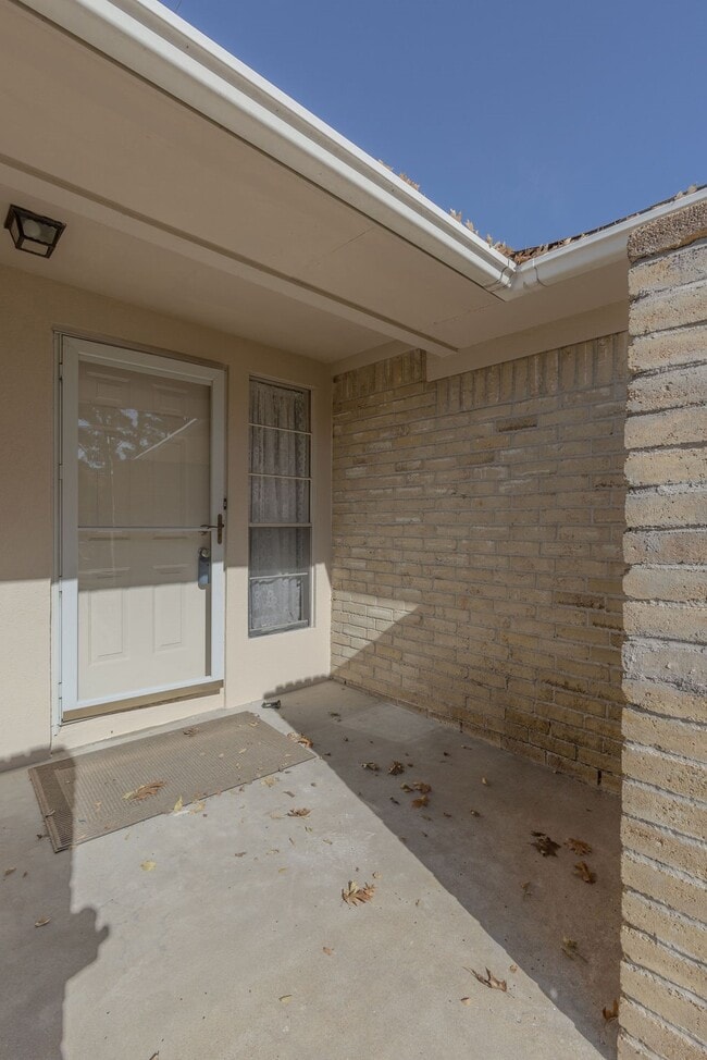 9806 Cane Creek Dr in Houston, TX - Building Photo - Building Photo