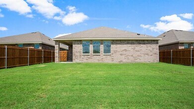 1316 Rousseau Dr in Little Elm, TX - Foto de edificio - Building Photo