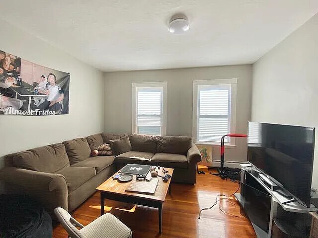 31 Lawn St, Unit 1 in Boston, MA - Building Photo - Building Photo