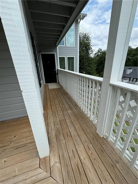 property at 907 Natchez Trace