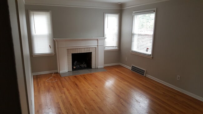 property at 13660 Manhattan St