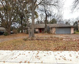 309 S Horne St in Duncanville, TX - Building Photo