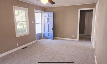 301 Pierce St in Paris, TN - Foto de edificio - Building Photo