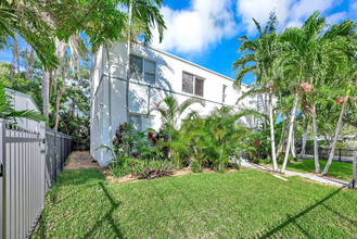 6210 NE 5th Ave in Miami, FL - Building Photo - Building Photo